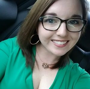 Meet your Posher, Meredith